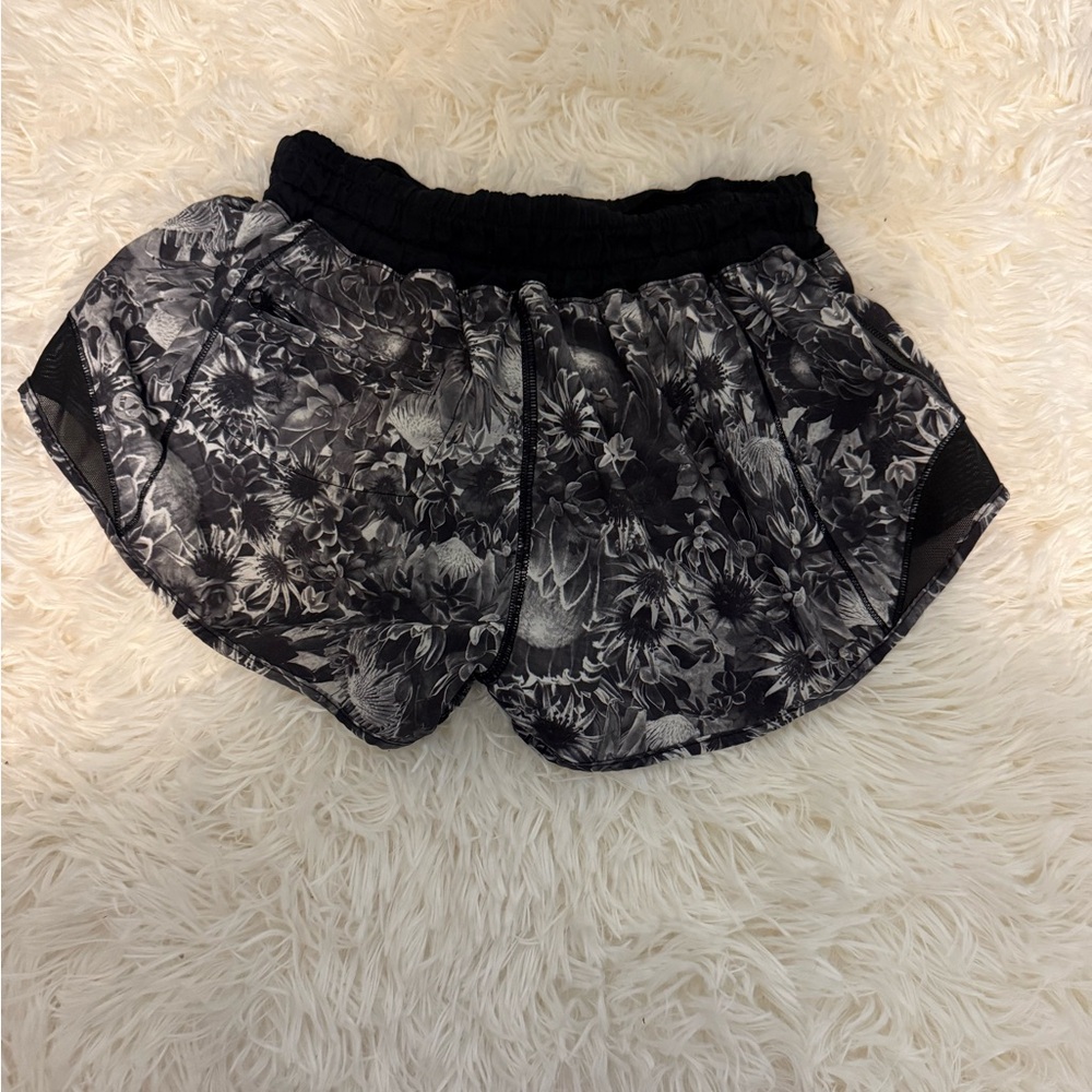 Lululemon Athletica Black and Gray Floral Athletic Shorts